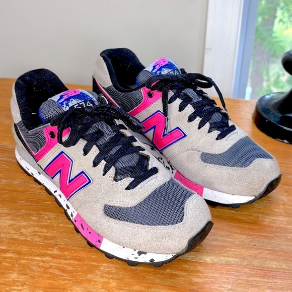 New Balance 574 90’s Outdoor Collection Women’s Sneaker - Picture 4 of 16